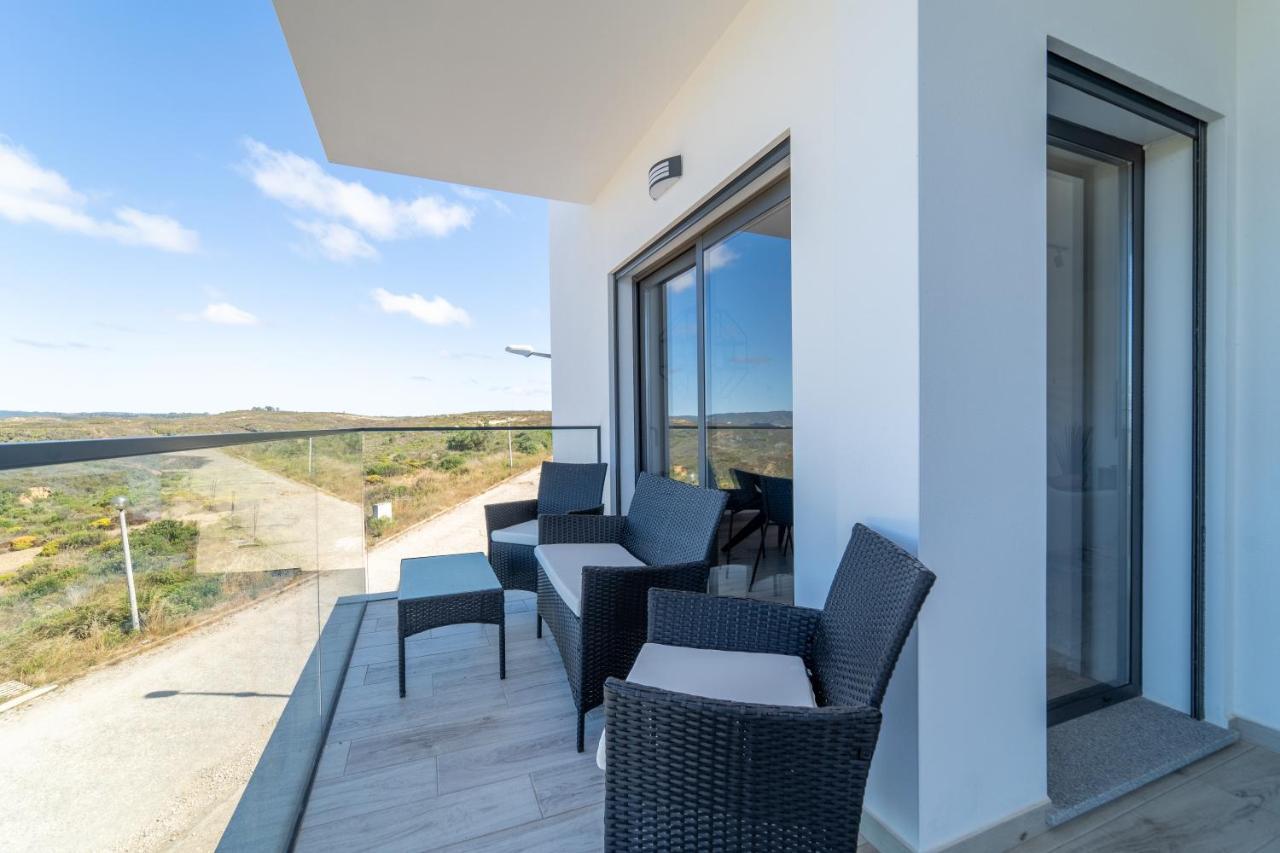A Gaivota - Walking Distance To Monte Clerigo And Amoreira Beaches Aljezur Exterior foto